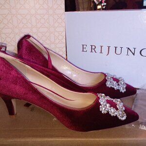 Erijuno burgundy velvet pointed-toe pumps feature a distinctive rhinestone-embel